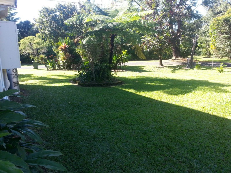 18 Albert Street, Silkwood QLD 4856