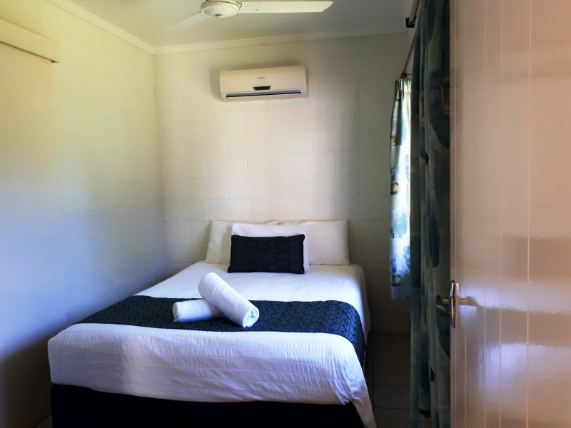 37 Rebecca Jane Parade, Kurrimine Beach QLD 4871