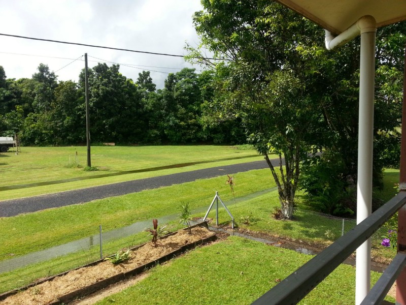 14 Albert Street, Silkwood QLD 4856