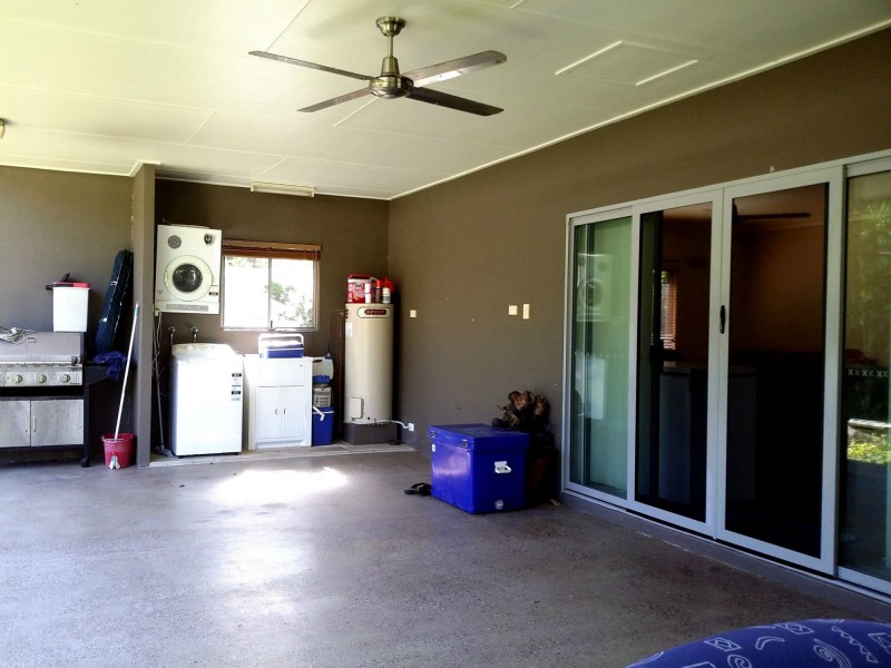 43 Taylor Street, Kurrimine Beach QLD 4871