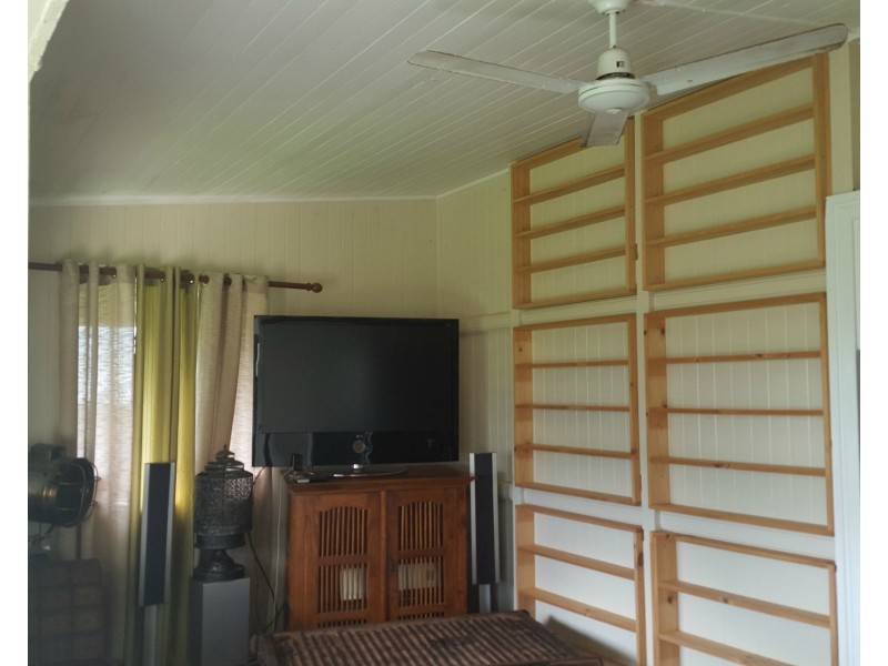 3 Walter Lver Road, Silkwood QLD 4856