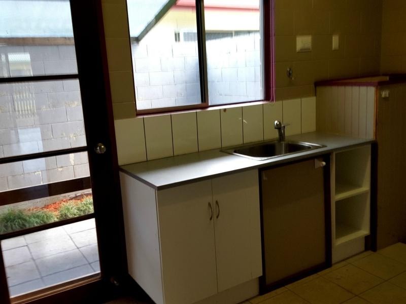 Unit 1/24 VICTORIA Street, SILKWOOD, Silkwood QLD 4856