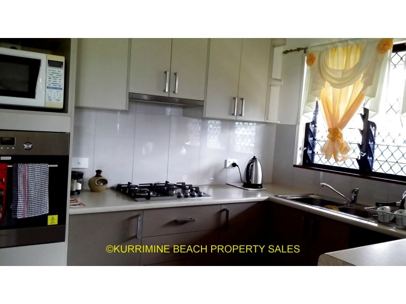 30 Rowe Street, Kurrimine Beach QLD 4871