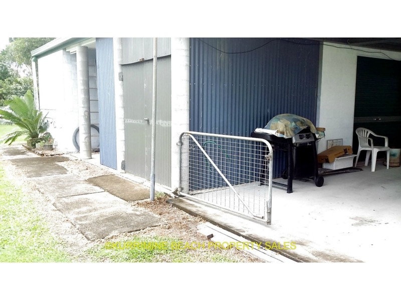 30 Rowe Street, Kurrimine Beach QLD 4871