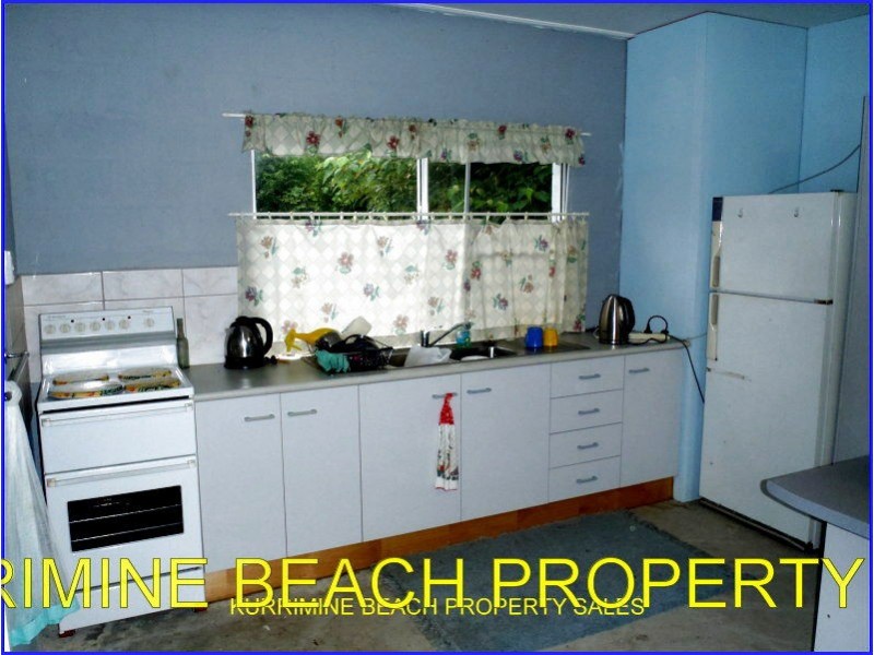 30 Rowe Street, Kurrimine Beach QLD 4871