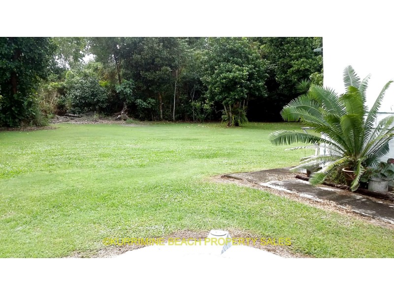 30 Rowe Street, Kurrimine Beach QLD 4871