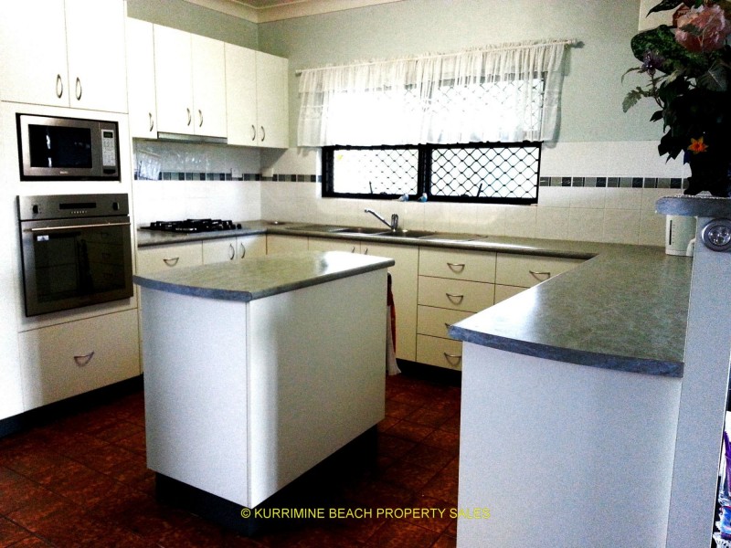 4 Tate Street, Kurrimine Beach QLD 4871