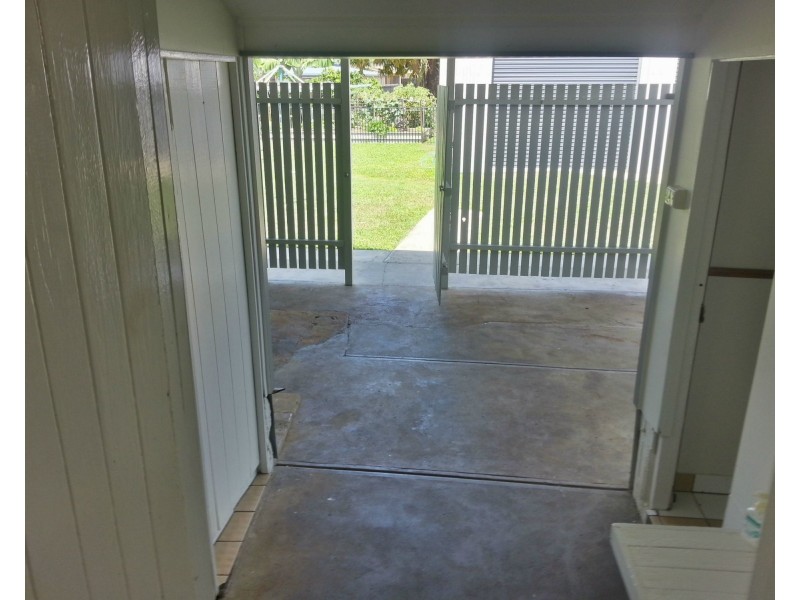 Kurrimine Beach QLD 4871
