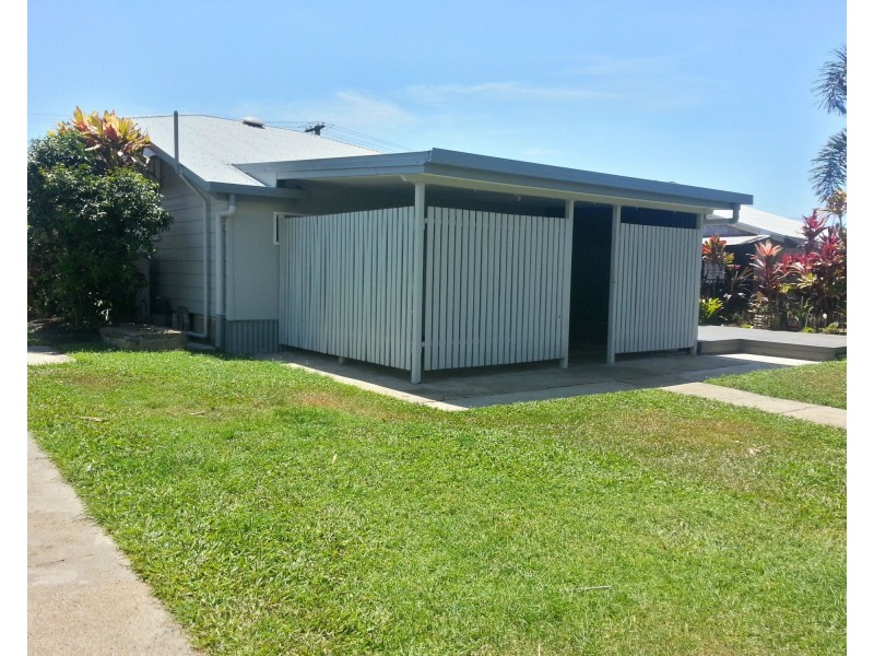 Kurrimine Beach QLD 4871