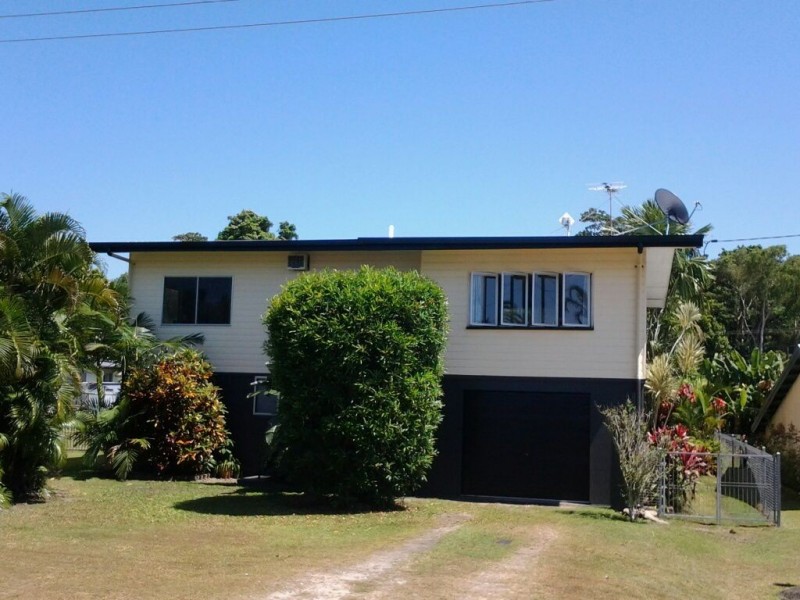 10 Hargreave Street, Kurrimine Beach QLD 4871