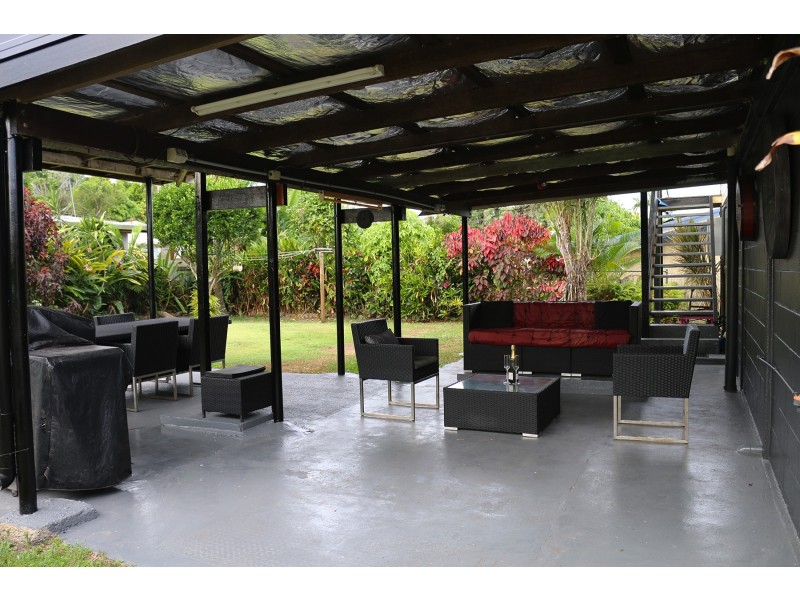 10 Hargreave Street, Kurrimine Beach QLD 4871