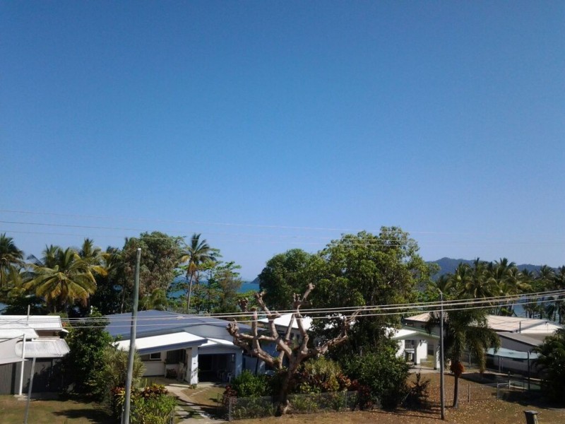 10 Hargreave Street, Kurrimine Beach QLD 4871