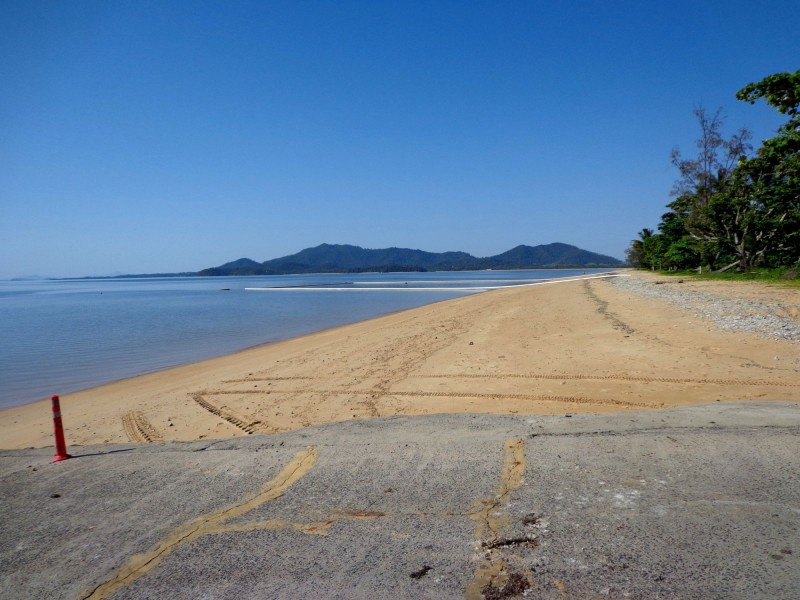 Kurrimine Beach QLD 4871