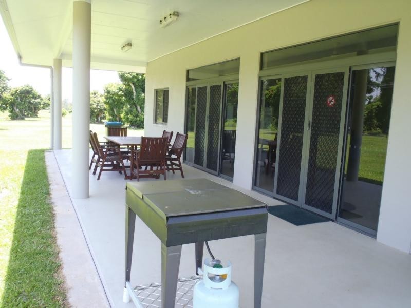 Kurrimine Beach QLD 4871