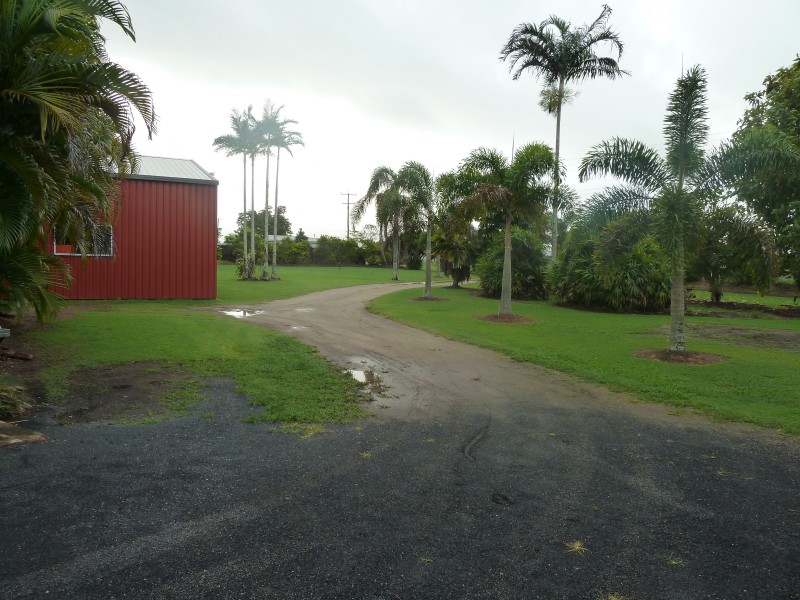 564 Murdering Point Rd, Kurrimine Beach QLD 4871