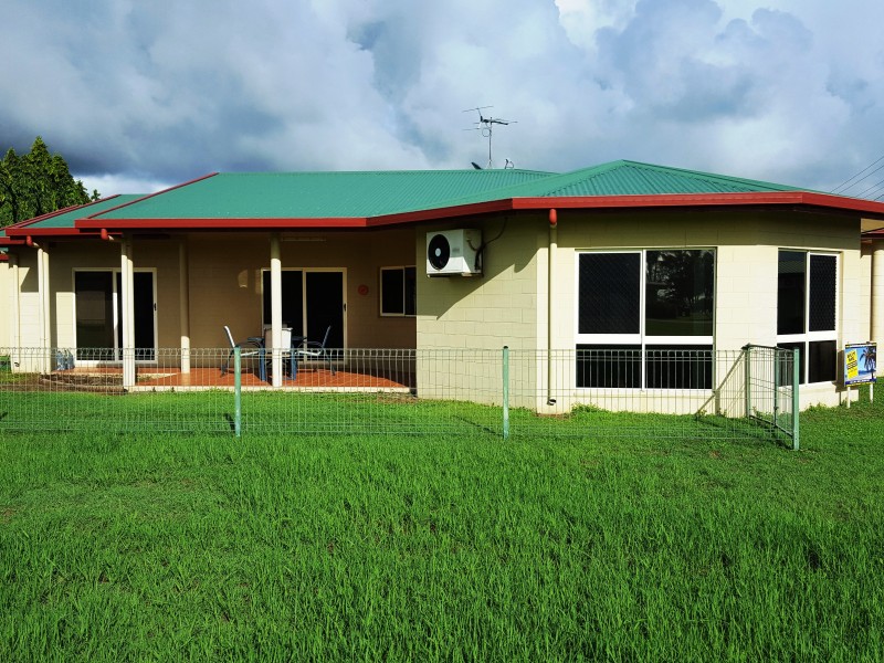 3 Tate St, Kurrimine Beach QLD 4871