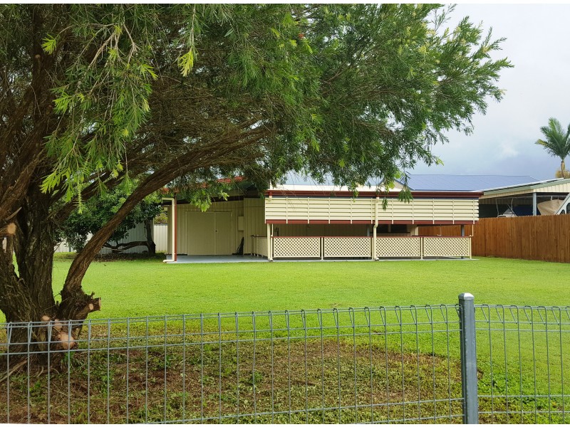 9 Hopeful St, Kurrimine Beach QLD 4871
