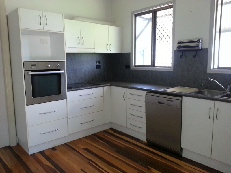 2 Cuthill Road, Silkwood QLD 4856