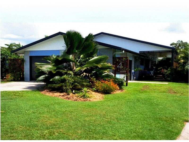 4 Parnell Close, Kurrimine Beach QLD 4871