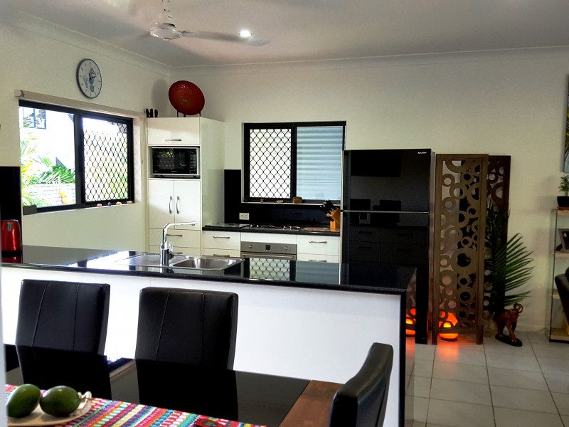 4 Parnell Close, Kurrimine Beach QLD 4871