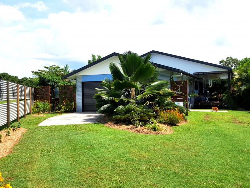 4 Parnell Close, Kurrimine Beach QLD 4871