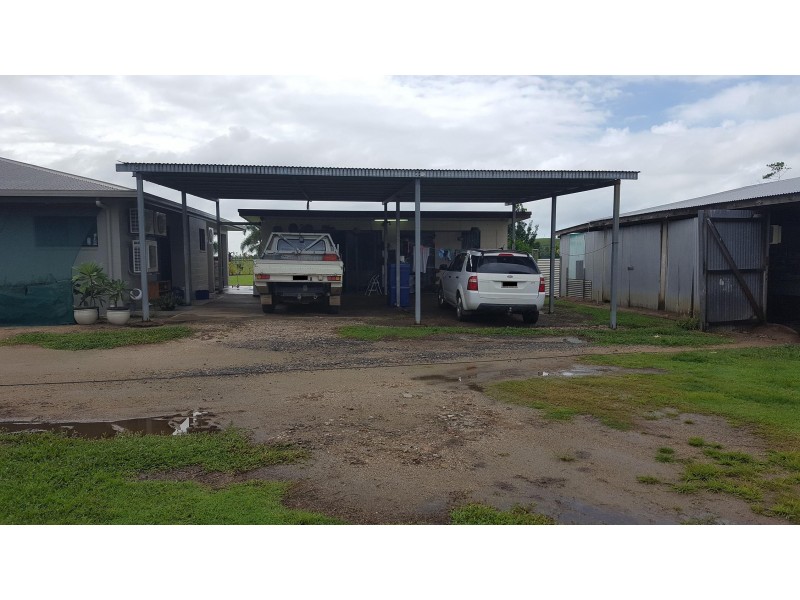 293 Gauci Rd, Silkwood QLD 4856