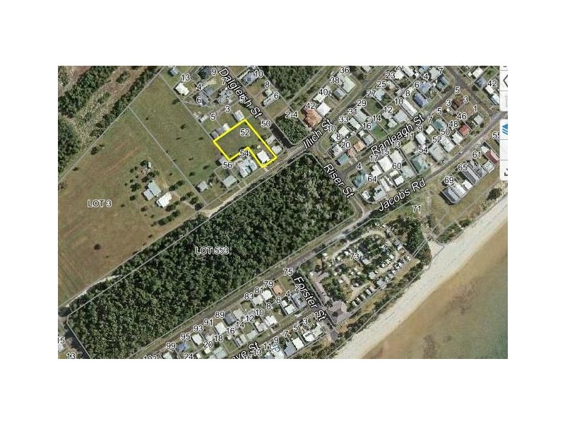 52 Illich St, Kurrimine Beach QLD 4871