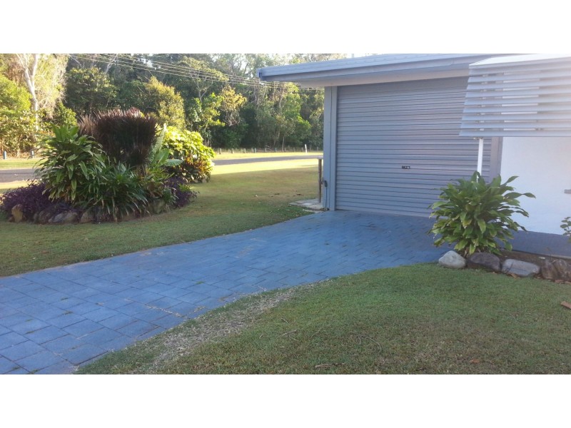 Kurrimine Beach QLD 4871