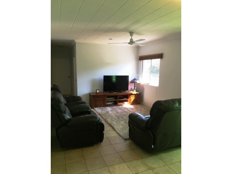 3 Olive Cres, Kurrimine Beach QLD 4871
