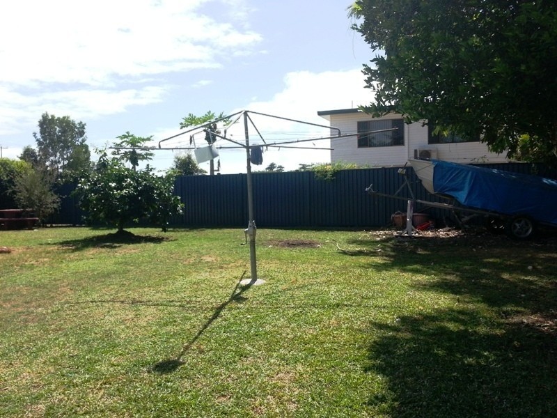 3 Olive Cres, Kurrimine Beach QLD 4871