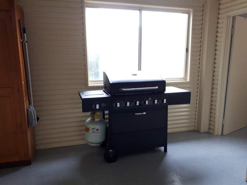 9 Hopeful St, Kurrimine Beach QLD 4871