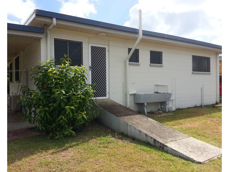 13 Tate Street, Kurrimine Beach QLD 4871