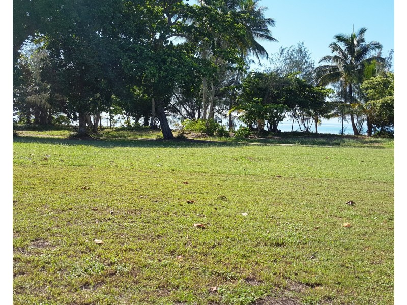 11 Jacobs Rd, Kurrimine Beach QLD 4871