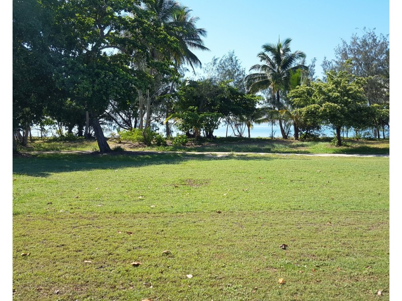 11 Jacobs Rd, Kurrimine Beach QLD 4871
