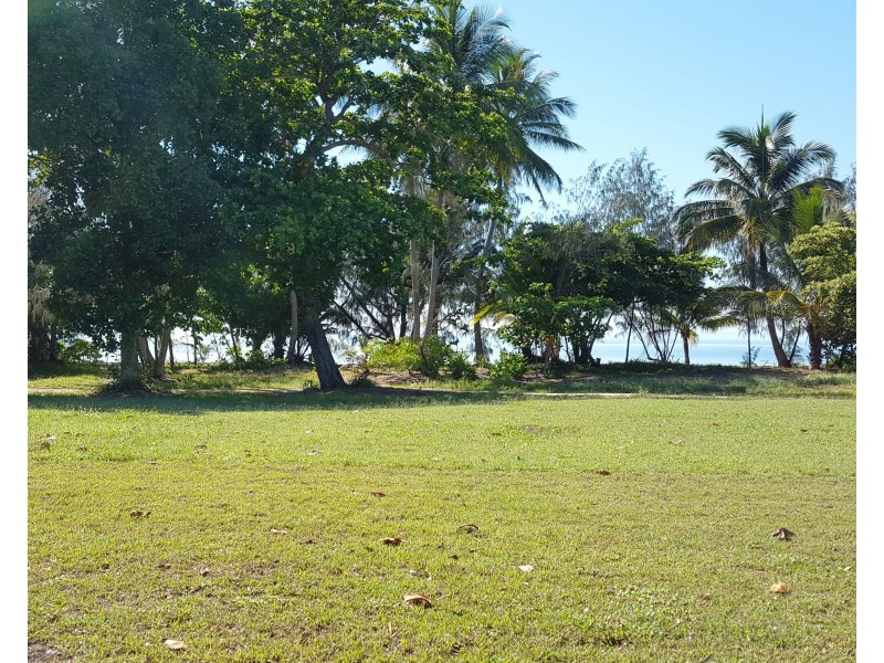 11 Jacobs Rd, Kurrimine Beach QLD 4871