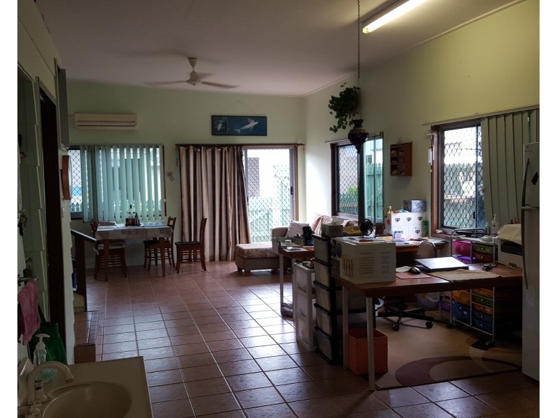 5 Tate St, Kurrimine Beach QLD 4871