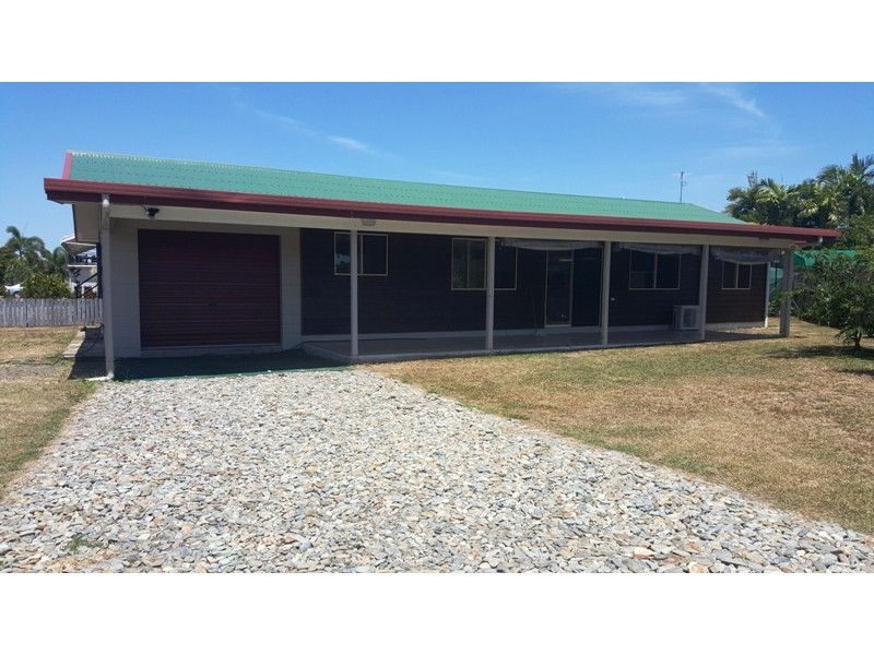 Kurrimine Beach QLD 4871