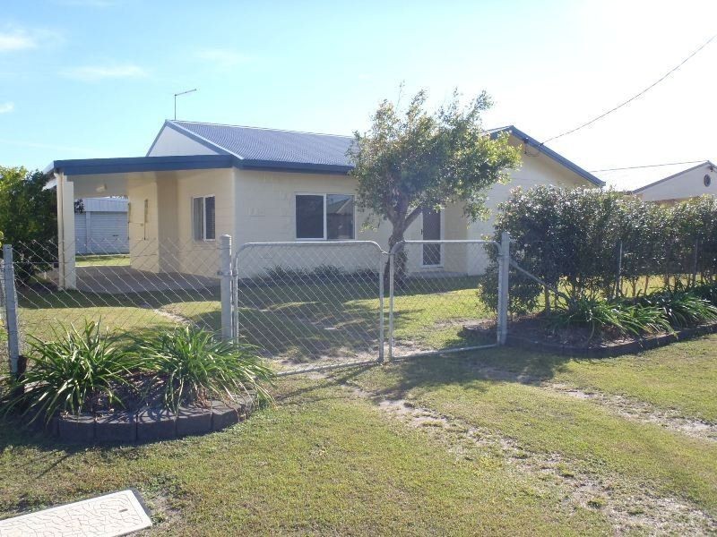 9 Maria Street, Kurrimine Beach QLD 4871