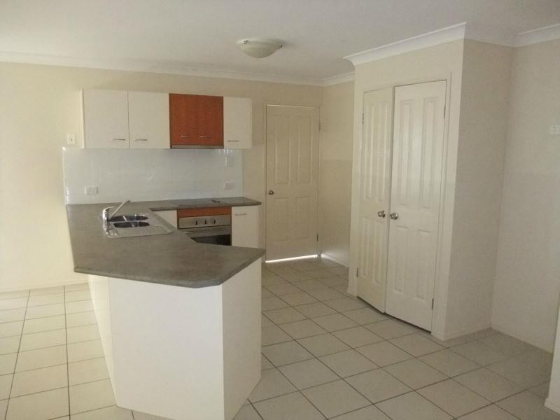 Dugandan QLD 4310