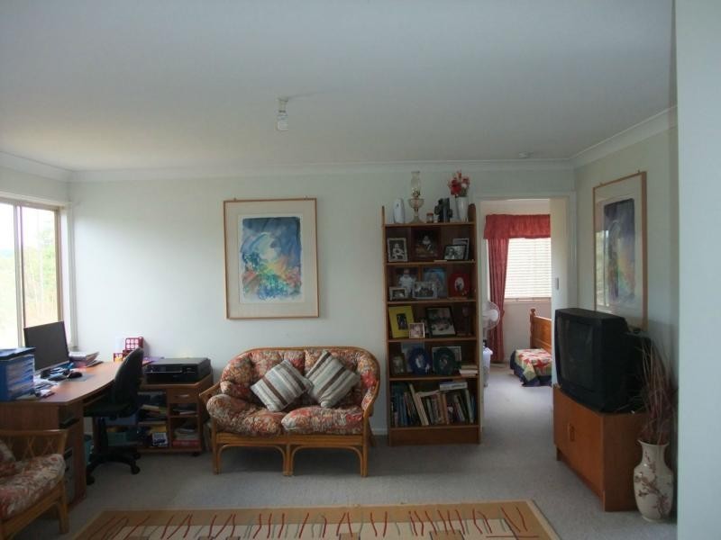 Croftby QLD 4310