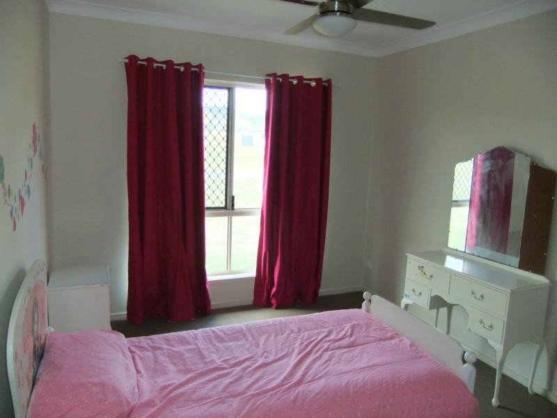 4 HUGHES Court, Aratula QLD 4309