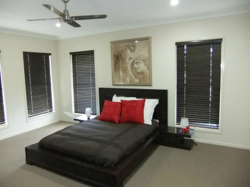 4 HUGHES Court, Aratula QLD 4309