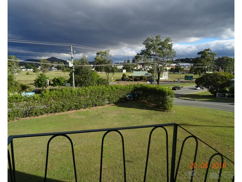 17 Coronation Drive, Boonah QLD 4310