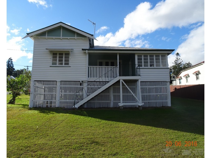 17 Coronation Drive, Boonah QLD 4310