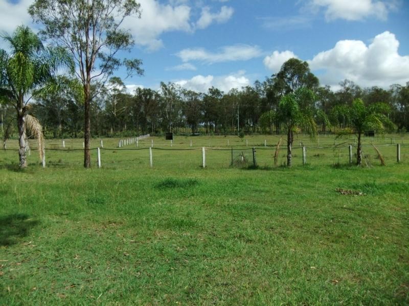 Clumber QLD 4309