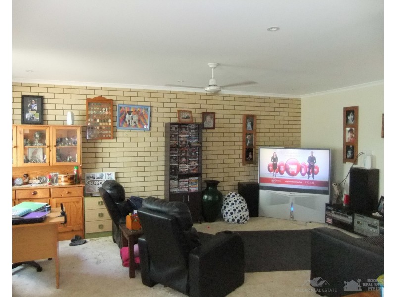 6 ELAVESOR Drive, Rosevale QLD 4340