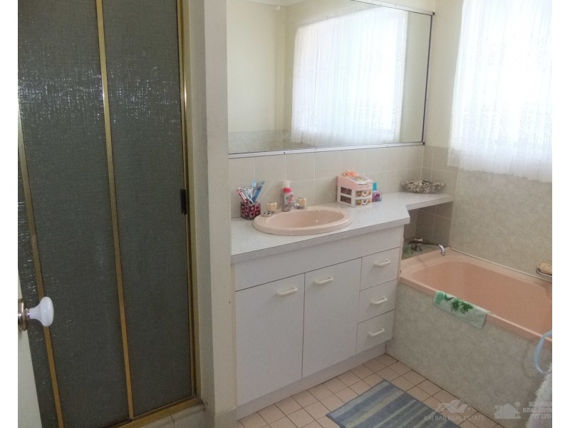 6 ELAVESOR Drive, Rosevale QLD 4340