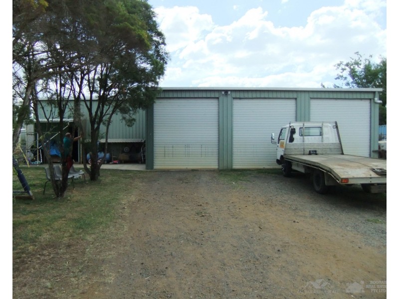 6 ELAVESOR Drive, Rosevale QLD 4340