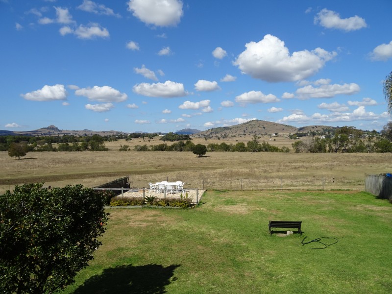26 Brook St, Boonah QLD 4310