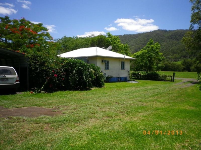 286 MULGOWIE Road, Townson QLD 4341